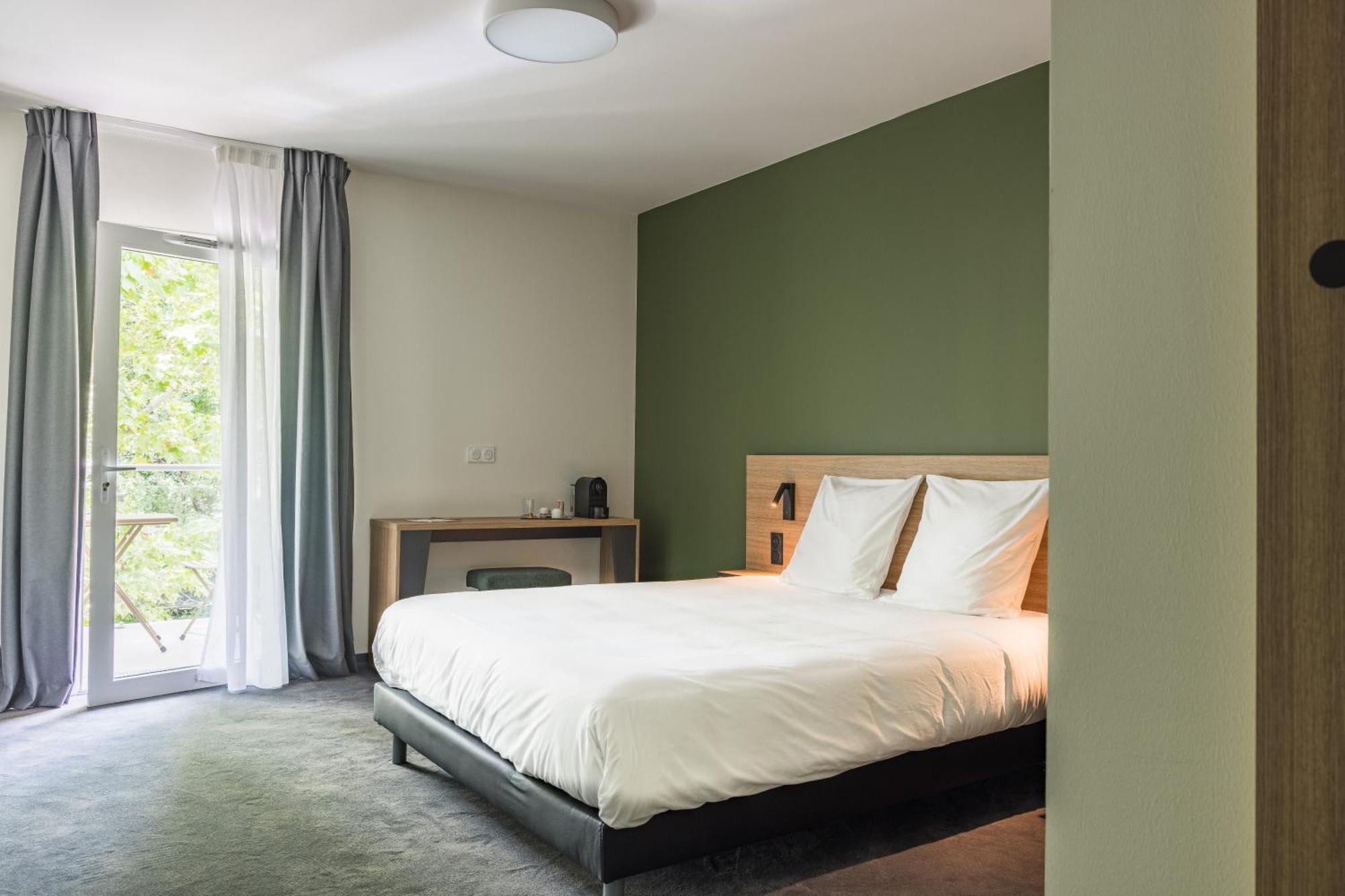 Hotel Des Thermes Des Fumades Allegre Les Fumades Екстериор снимка